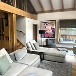 Sonnberg - Entspannung Pur Im Luxus Mit Whirlpool-sauna Ferienhaus