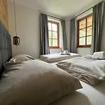Ferienhaus Sonnberg - Entspannung Pur Im Luxus Mit Whirlpool-sauna Lachtal