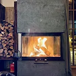 Sonnberg - Entspannung Pur Im Luxus Mit Whirlpool-sauna Ferienhaus