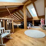 Sonnberg - Entspannung Pur Im Luxus Mit Whirlpool-sauna Ferienhaus