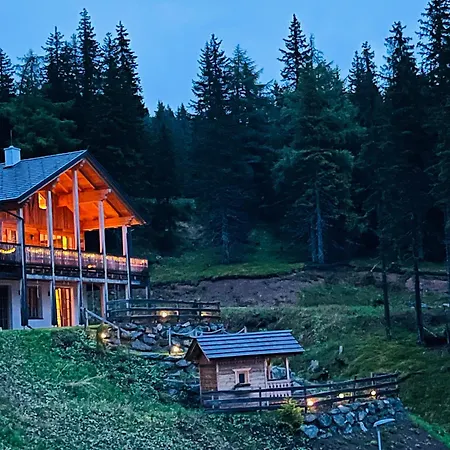 Sonnberg - Entspannung Pur Im Luxus Mit Whirlpool-sauna *