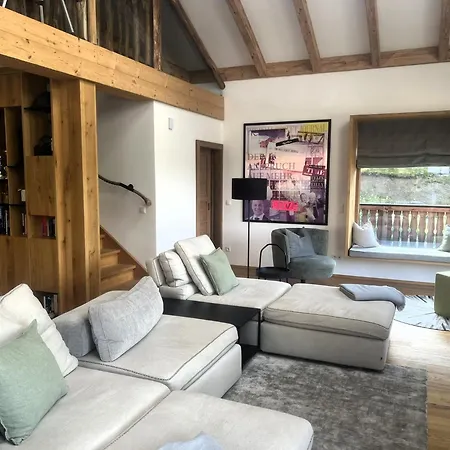 Sonnberg - Entspannung Pur Im Luxus Mit Whirlpool-sauna Ferienhaus