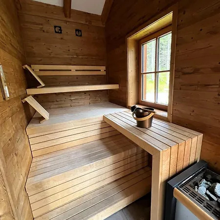 Ferienhaus Sonnberg - Entspannung Pur Im Luxus Mit Whirlpool-sauna