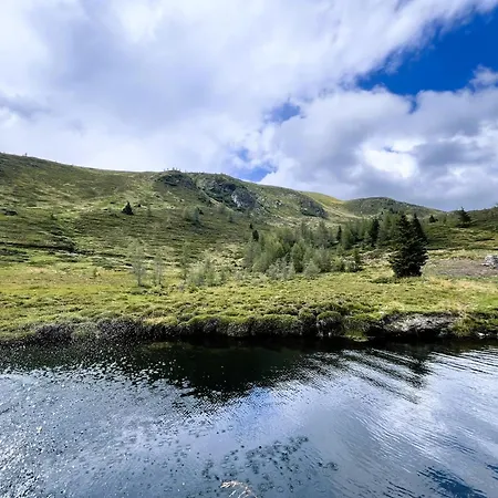 Feriehus Sonnberg - Entspannung Pur Im Luxus Mit Whirlpool-sauna Lachtal