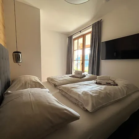 Sonnberg - Entspannung Pur Im Luxus Mit Whirlpool-sauna