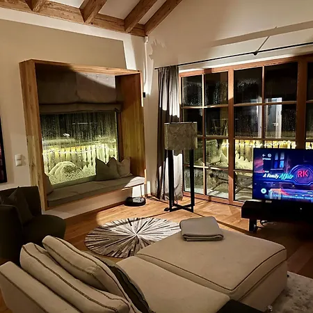 Ferienhaus Sonnberg - Entspannung Pur Im Luxus Mit Whirlpool-sauna
