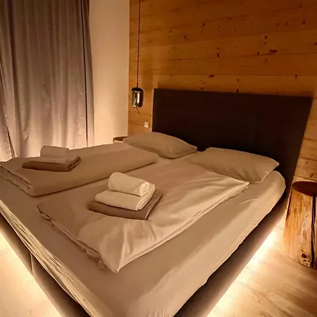 Sonnberg - Entspannung Pur Im Luxus Mit Whirlpool-sauna