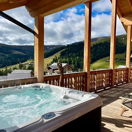 Sonnberg - Entspannung Pur Im Luxus Mit Whirlpool-sauna Semesterbostad Lachtal